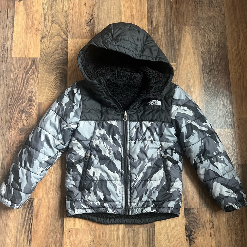 North Face Boys Mount Chimbo Reversible Coat